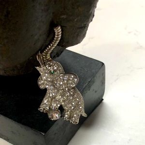 Beautiful Green eye pin brooch